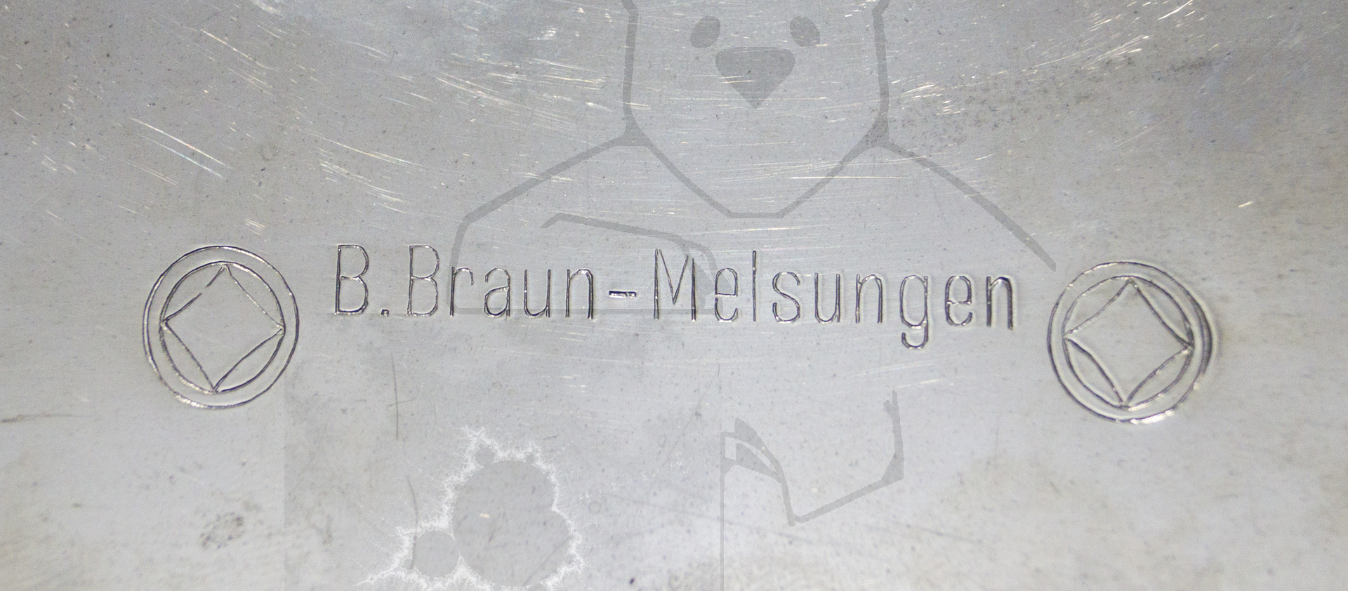 Set zur direkten Bluttransfusion, ca. 1940, Firmenlogo von B.Braun Melsungen auf der Box